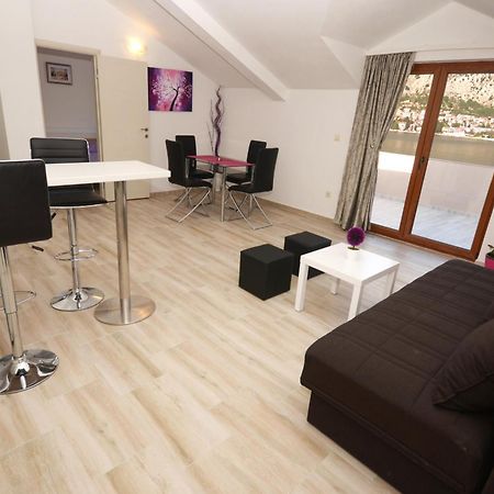 Apartmani Mizdrak โกตอร์ ภายนอก รูปภาพ